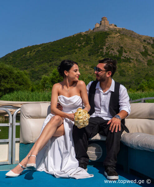 თენგო და ლიკა